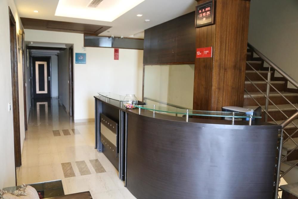 Oyo Rooms Vip Road Zirakpur エクステリア 写真